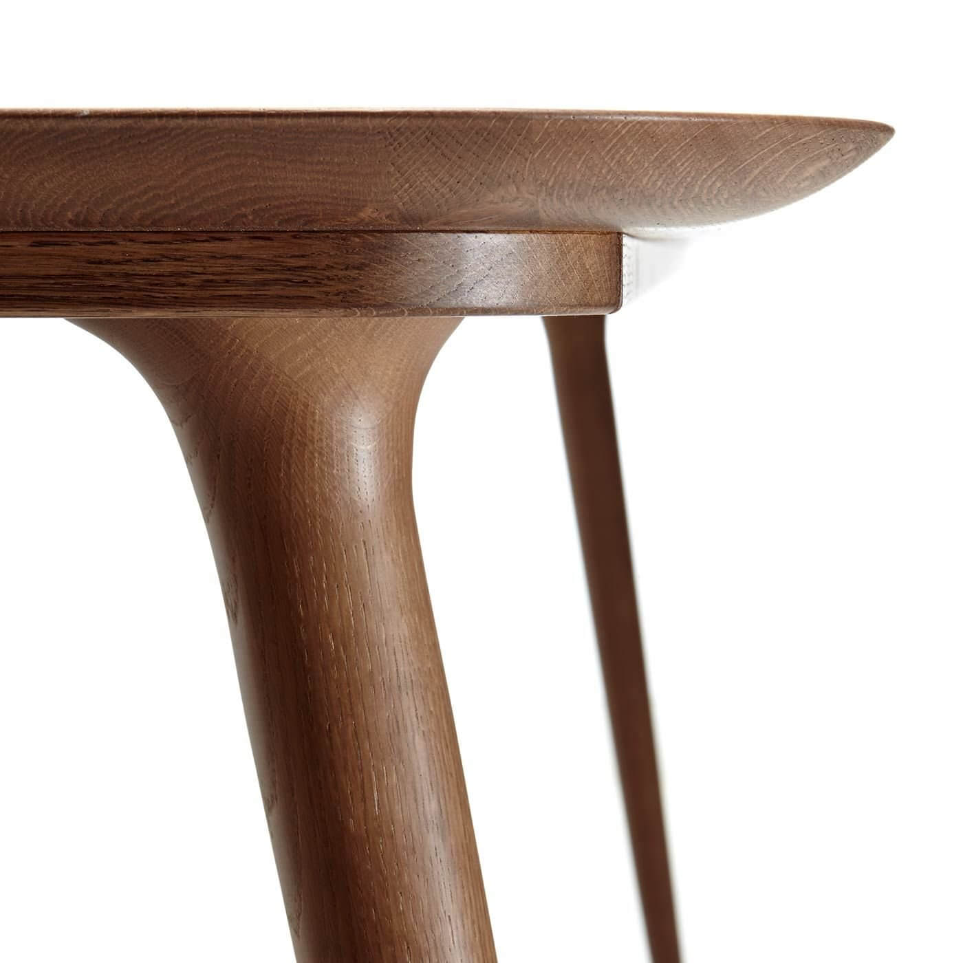 002 Moooi Zio Dining Table Tisch gross detail1 69694 braun e7f176f7c90337517d92f6a662e187f4 <strong>材質：</strong>高密度泡棉｜北美梣木｜牛皮or布面or布紋皮革or超膚感纖維皮料