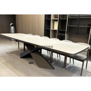 嘉義吳宅 Cattelan Italia Tyron Keramik Table 復刻陶板餐桌、宮崎椅